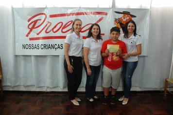 Foto - Prefeito participa de formatura do Proerd