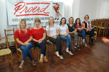 Foto - Prefeito participa de formatura do Proerd
