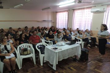 Foto - Prefeito participa de reuniões de abertura do ano letivo na EMP, EMEI E CEPIB