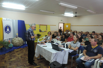 Foto - Prefeito participa de reuniões de abertura do ano letivo na EMP, EMEI E CEPIB