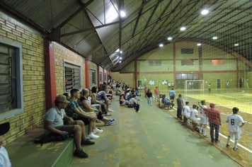 Foto - Primeira rodada do Interbairros de Futsal tem média de 5,25 gols por jogo