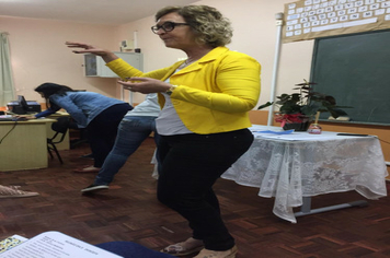 Foto - Professores participam de mais um encontro para discussão sobre a BNCC