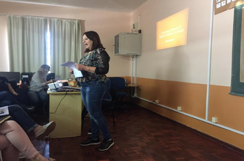 Foto - Professores participam de mais um encontro para discussão sobre a BNCC