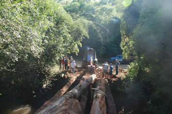 Foto - Reconstrução da Ponte da Linha Pedreira