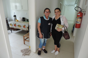 Foto - Rotina diária do executivo é acompanhada pela prefeita em exercício