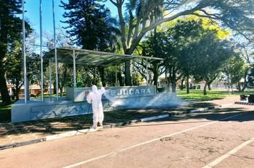 Foto - Sanitização preventiva é realizada em mais de 40 locais públicos de Pejuçara