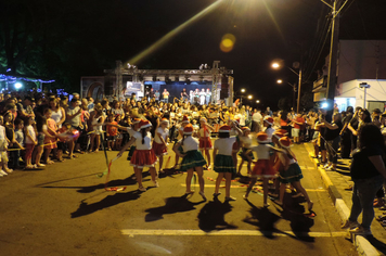 Foto - Show do Natal Iluminado de Pejuçara teve risos, lágrimas de emoção e muita gratidão