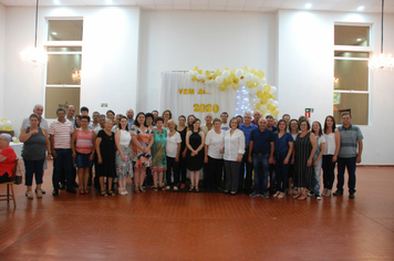 Foto - Um brinde a alegria de bem viver no Reveillon dos idosos