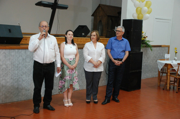 Foto - Um brinde a alegria de bem viver no Reveillon dos idosos