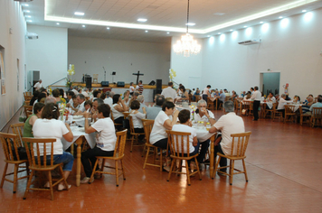 Foto - Um brinde a alegria de bem viver no Reveillon dos idosos