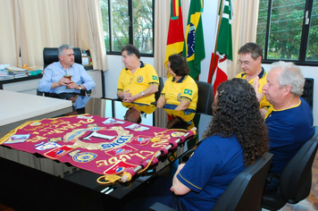 Foto - visita GOVERNADOR DO LIONS