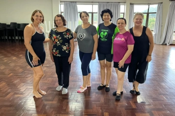 Yoga está de volta com novo horário!