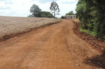 Comunidades do interior são beneficiadas por ações nas estradas