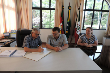 Prefeito Buzzatti retoma atividades e anuncia realização de obras importantes para a comunidade