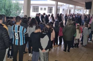 Alunos da Escola General Souza Doca retornam às aulas
