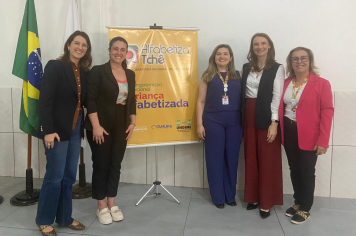 Secretaria de Educação participa do 1º Encontro Regional do Programa Alfabetiza Tchê
