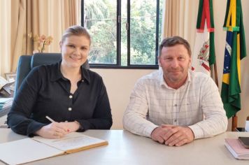 Vice-Prefeito João Luiz Valando assume a Prefeitura de Pejuçara