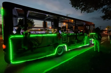 Confira os dias e horários da Casinha do Papai Noel e dos passeios de dindim