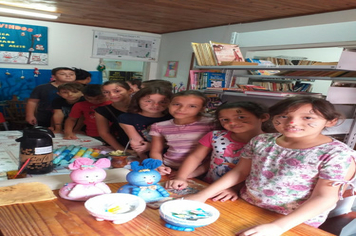 Projeto Páscoa na biblioteca é realizado em Pejuçara