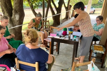 Atividades de artesanato marcam encontros dos grupos do NAAB