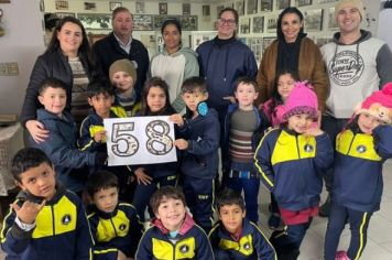 Alunos do 1º ano da Escola Municipal Pejuçara visitam Museu Marcos Bresolin