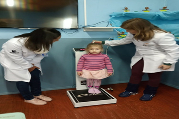 Programa Saúde na Escola beneficia crianças da EMEI Maria Schuster