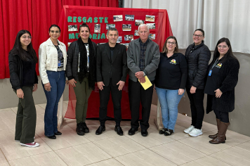 Bate-papo na Escola Ângelo Furian destaca importância de preservar histórias e cultura local