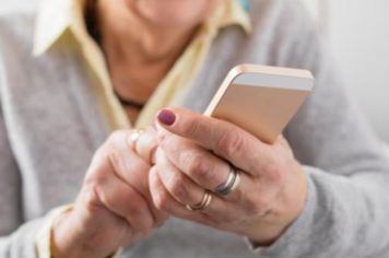 “Se Liga Vovó” oferecerá treinamento gratuito para pessoas idosas na utilização de dispositivos móveis e redes sociais