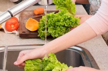Secretaria Municipal de Saúde reforça cuidados para evitar a intoxicação alimentar 