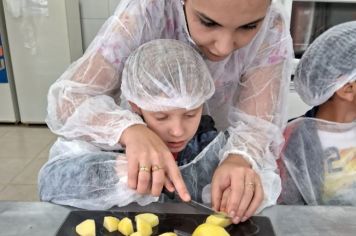 Grupo de Estimulação Infantil focado no desenvolvimento das crianças