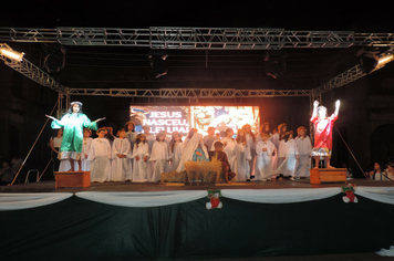 Pejuçara renova seus laços de fraternidade na abertura do Natal Iluminado