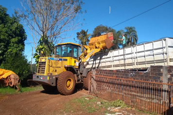 Segue a campanha de recolhimento de resíduos eletrônicos em Pejuçara