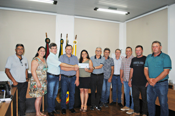 Presidente do Legislativo faz avaliação do semestre e repassa recursos ao Executivo