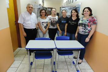 Novo mobiliário escolar é entregue na Escola Municipal Pejuçara