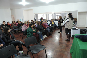 Idosos tem orientações sobre saúde na terceira idade 