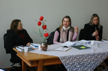 Rede de Apoio à Escola tem encontro com integrante do MP