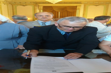 Prefeito acompanha andamento de projetos de Pejuçara e assina convênio em prol do Hospital Rio Branco