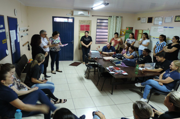 Mulheres foram homenageadas na EMEF nesta sexta-feira