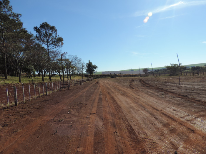 Administração investe na reconstrução da pista de rodeios do Parque de Exposições