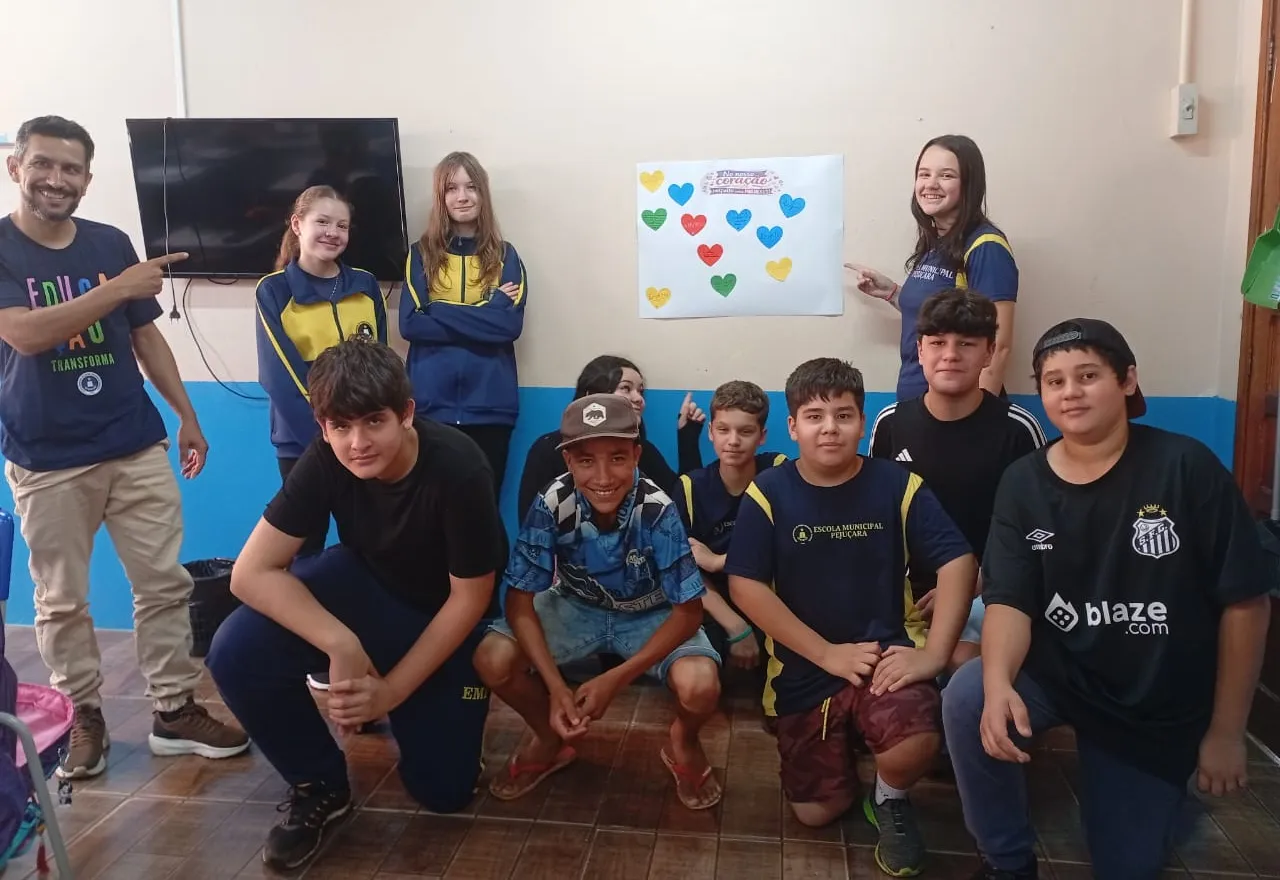 Escola Municipal promove atividades de conscientização sobre a violência contra a mulher 