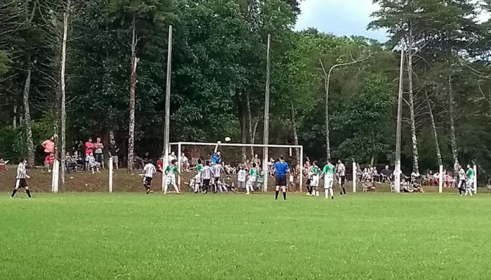 Departamento de esporte e lazer realiza 2ª rodada do municipal de futebol 