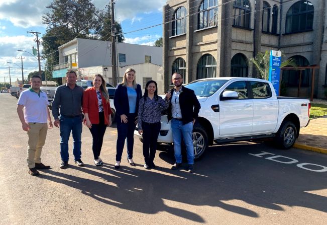 Carro novo para a Saúde