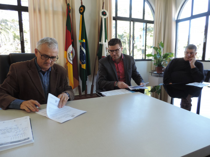 Decreto flexibiliza funcionamento do comércio e serviços em Pejuçara