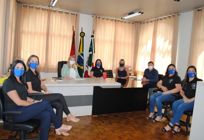 Posse das novas Equipes Diretivas das Escolas Municipais para o biênio 2021-2022