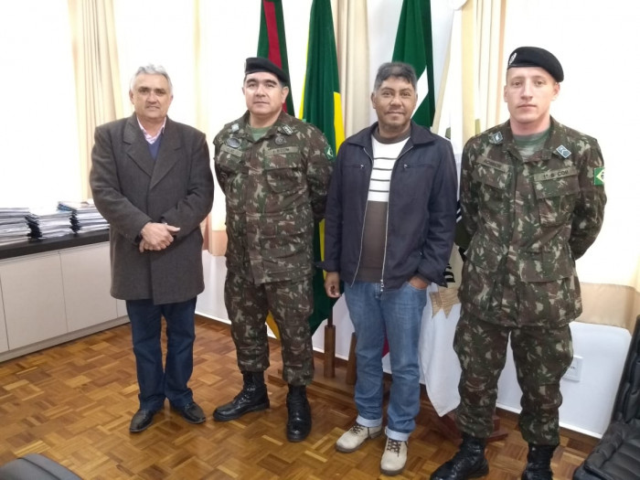   Capitão do Posto de Recrutamento e Mobilização visita Junta Militar de Pejuçara