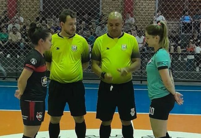 Mais uma rodada do campeonato de futsal livre neste domingo