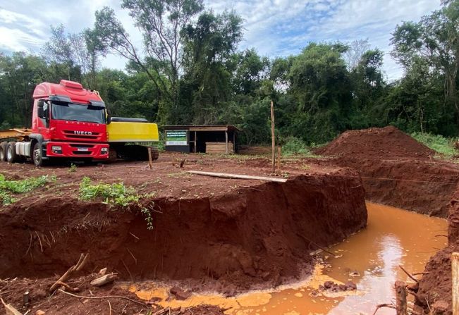 Avançam as obras da construção da nova ponte na linha Cambará