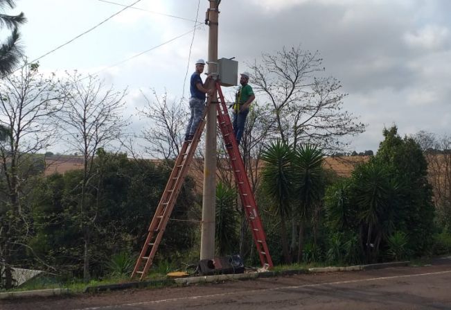 Câmeras de vídeo monitoramento foram instaladas em pontos estratégicos da cidade