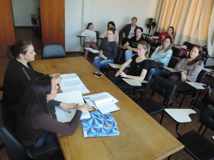 Conselho de Alimentação Escolar empossa presidente e novos membros