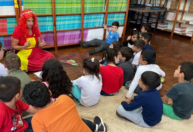 Dia Nacional do Livro Infantil é comemorado com contação de história 